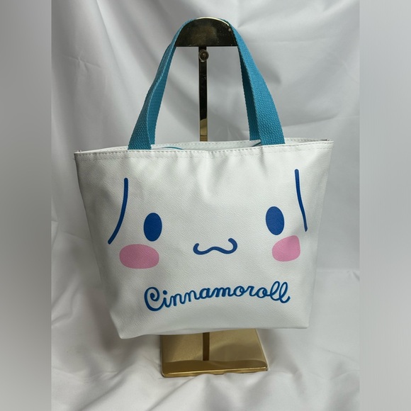 Sanrio Cinnamoroll Insulated Lunch Box 7”x 6”x 5.5” - Picture 8 of 10